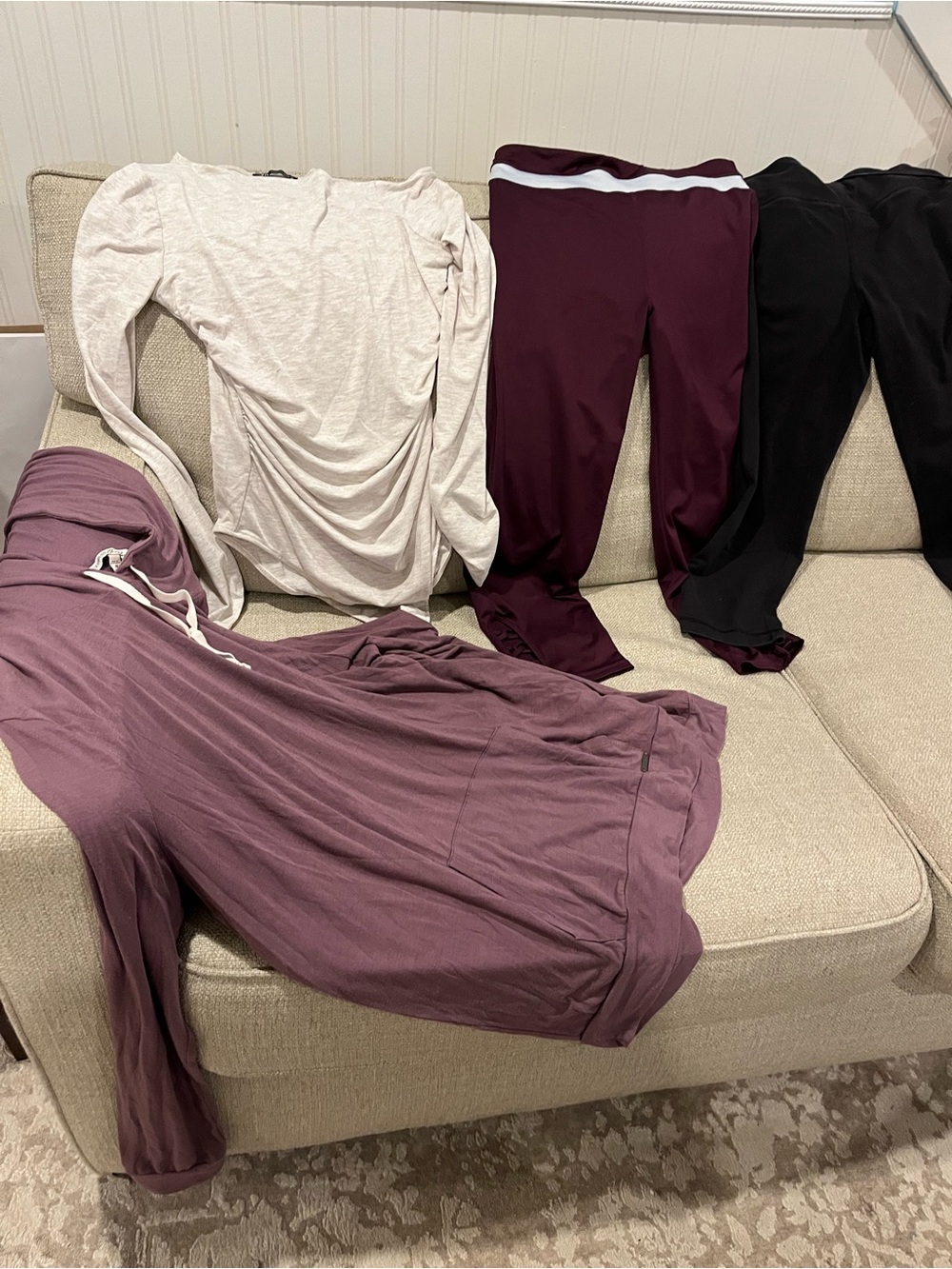 Women's Burgundy Active Leggings - Classic Fit and Lot of Clothes